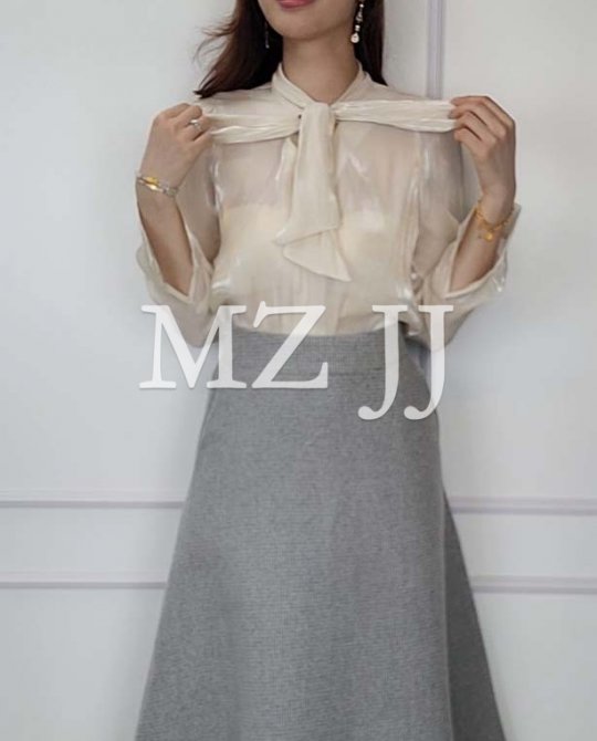 BL11376BE Blouse